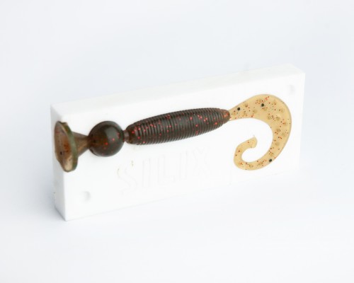 Форма SILIX G-Tail Grub Fat